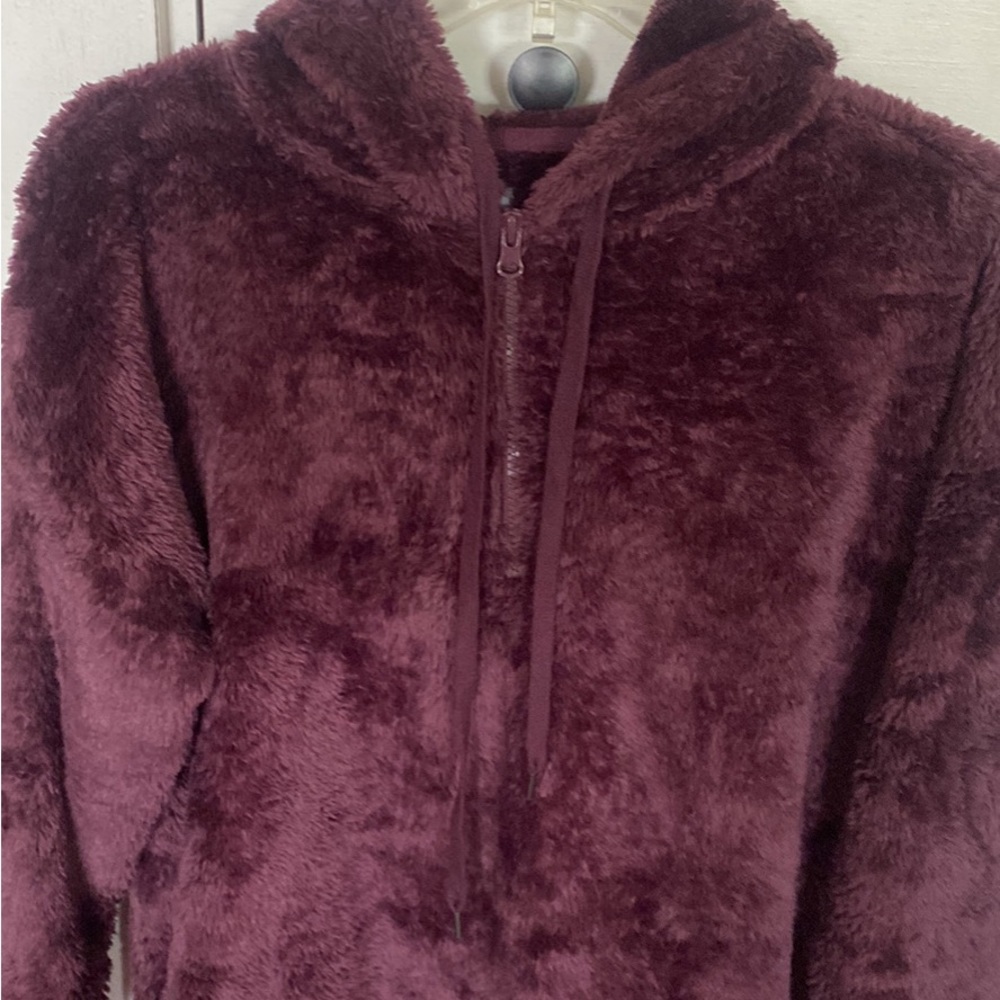 Aerie Fuzzy half zip hoodie